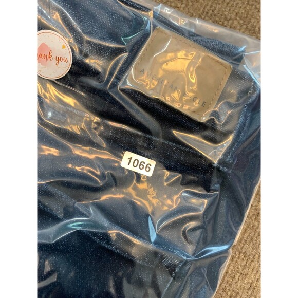 American Eagle Shorts Womens 6 Curvy Hi Rise Cut-Off Whiskered Stretch Denim - Picture 9 of 9